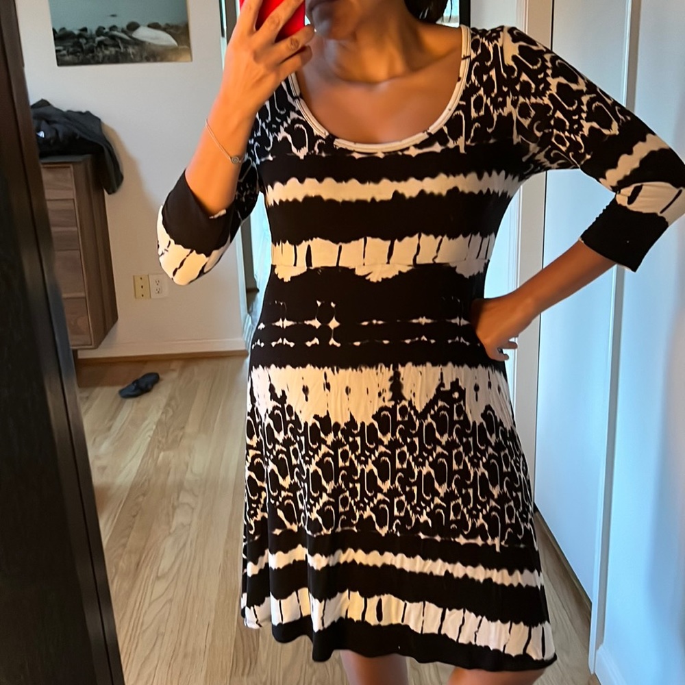Karen Kane eclectic black and white cotton pullover dress - medium